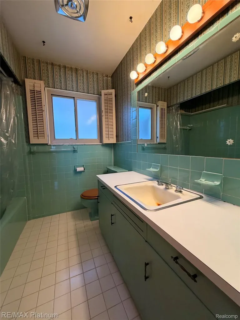 2525 Fisher Road Howell Township MI 48855