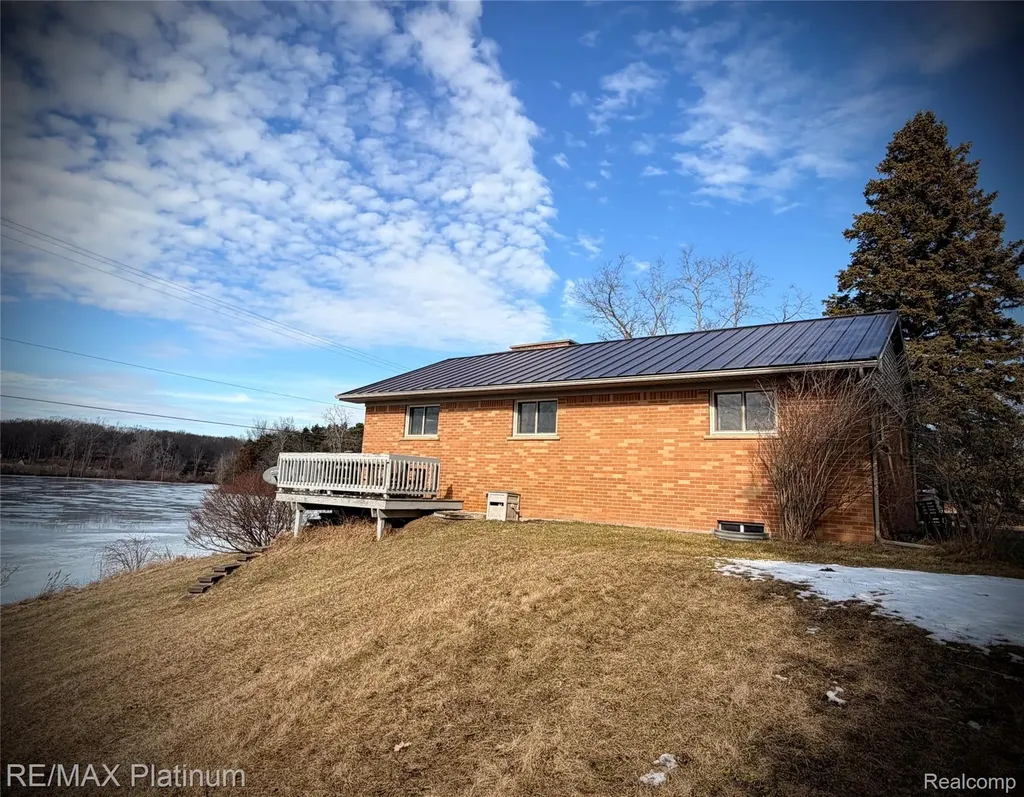 2525 Fisher Road Howell Township MI 48855