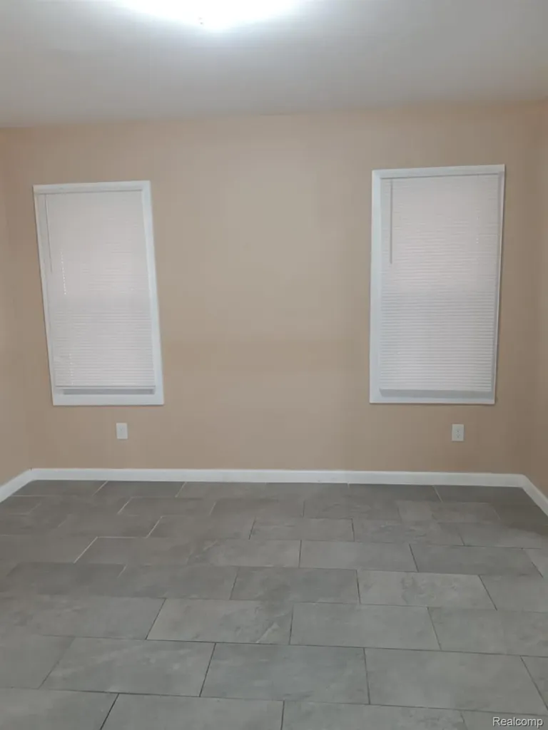 14893 Sussex Street Detroit City MI 48227
