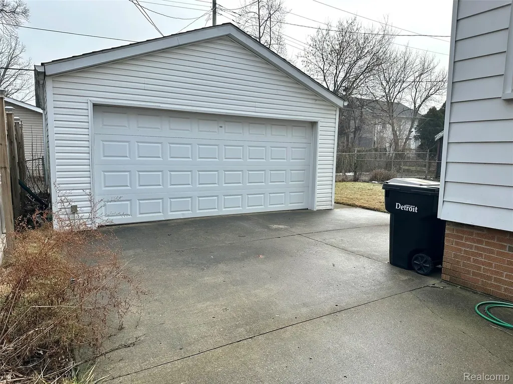 201 Moss Street Highland Park City MI 48203