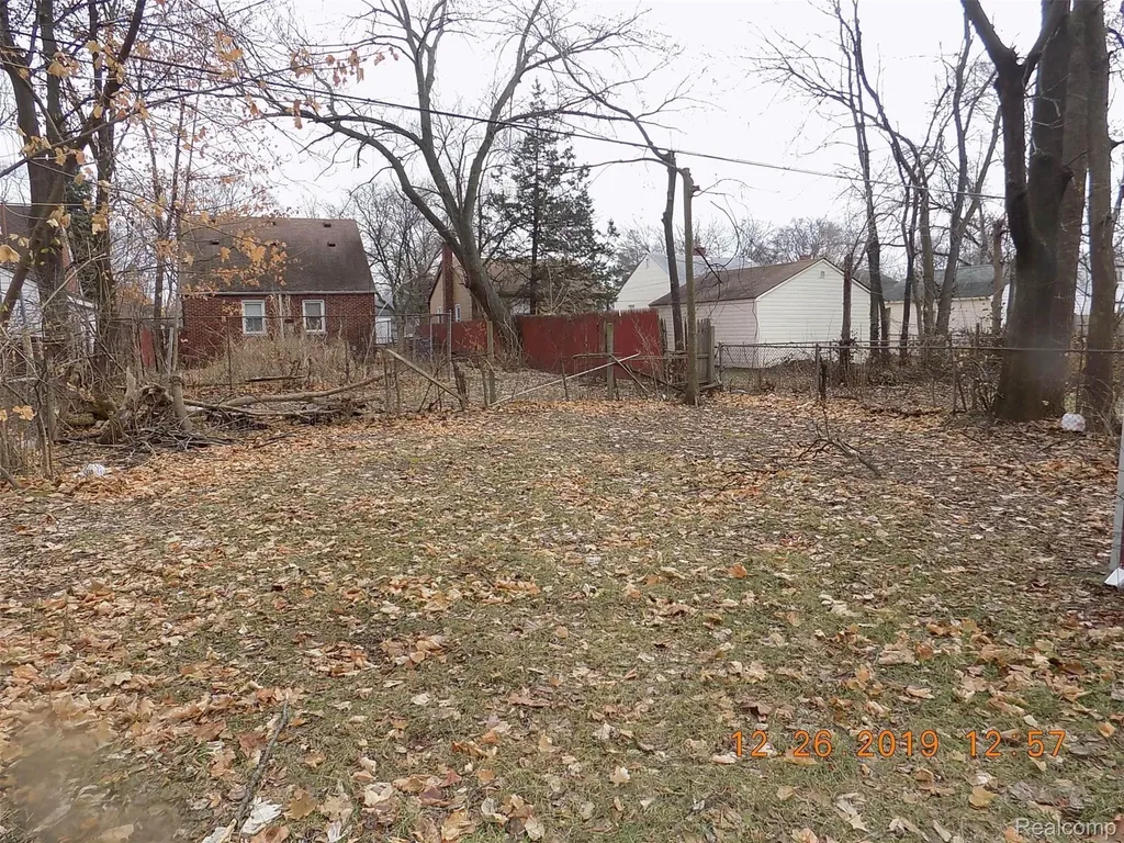 18708 Shaftsbury Avenue Detroit City MI 48219