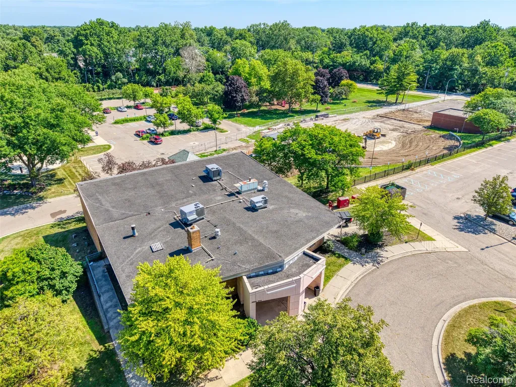 35000 Sims Street Wayne City MI 48184