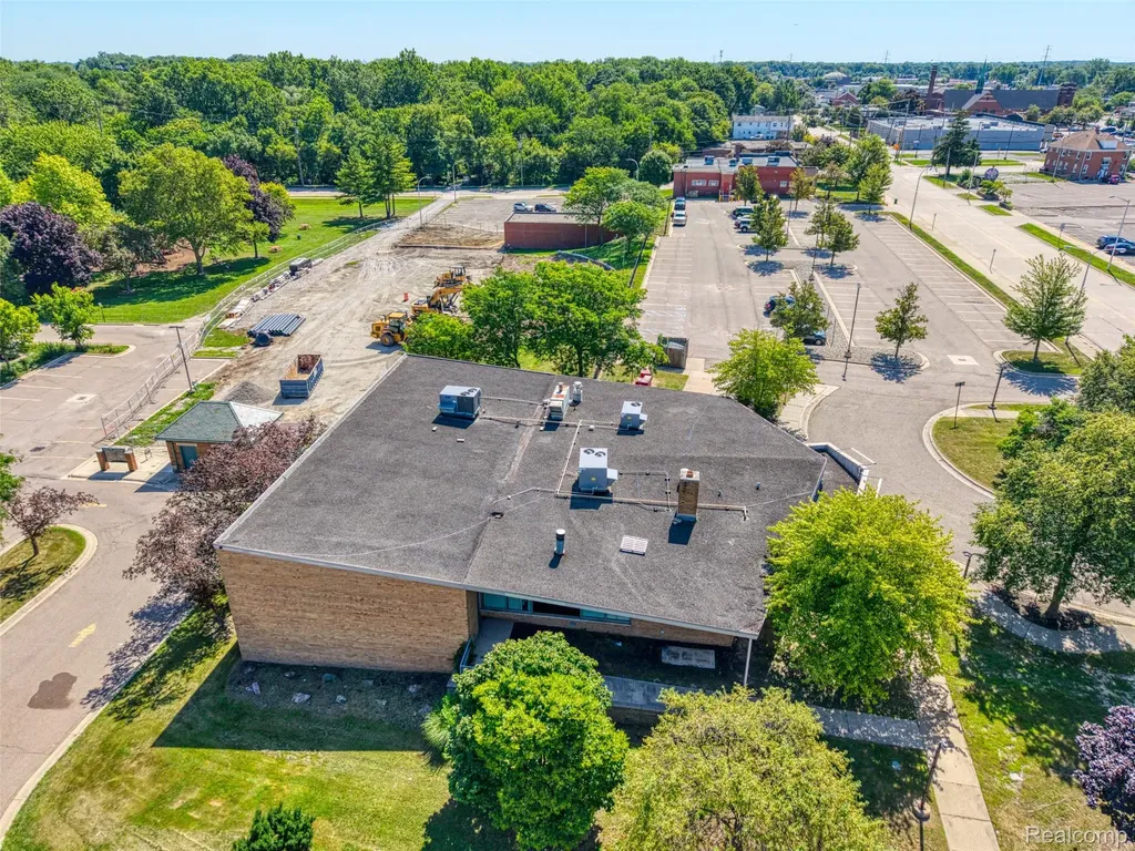 35000 Sims Street Wayne City MI 48184