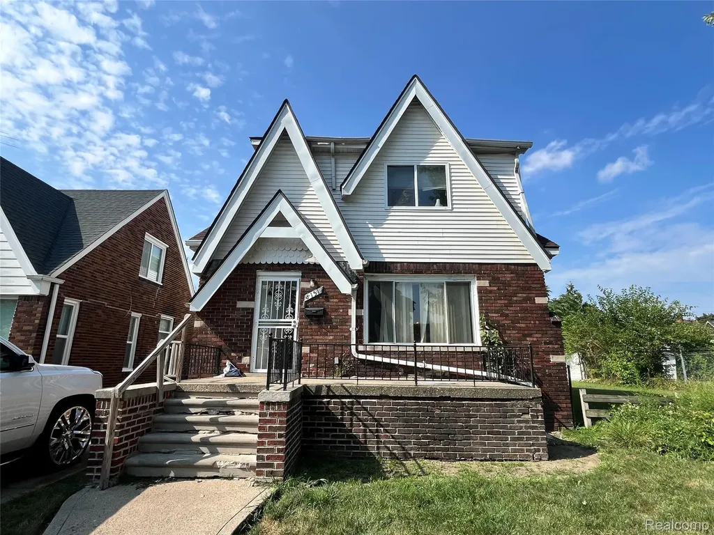 8151 Rolyat Street Detroit City MI 48234