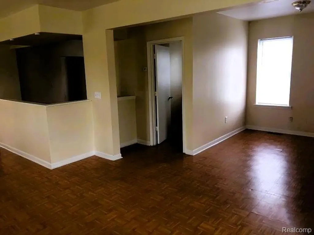 8151 Rolyat Street Detroit City MI 48234