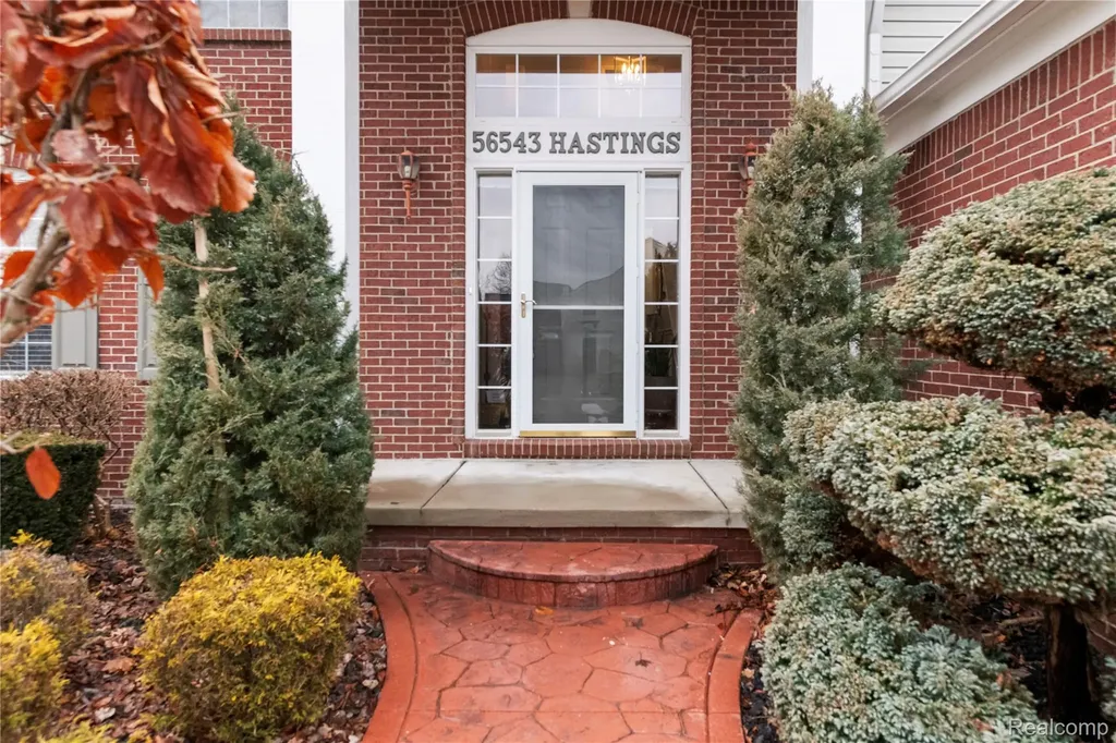 56543 Hastings Drive Macomb Township MI 48042