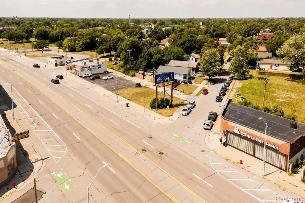 3620 Michigan Avenue Detroit City MI 48216
