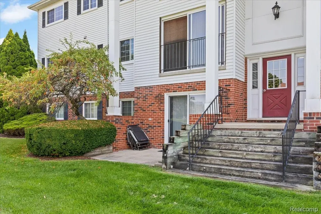 440 Baldwin Avenue Rochester City MI 48307