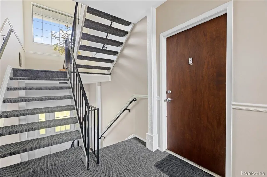 440 Baldwin Avenue Rochester City MI 48307