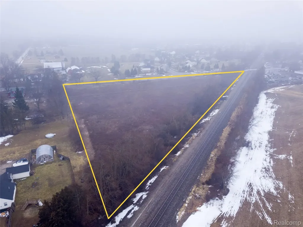 10467 Willis Road Augusta Charter Township MI 48191