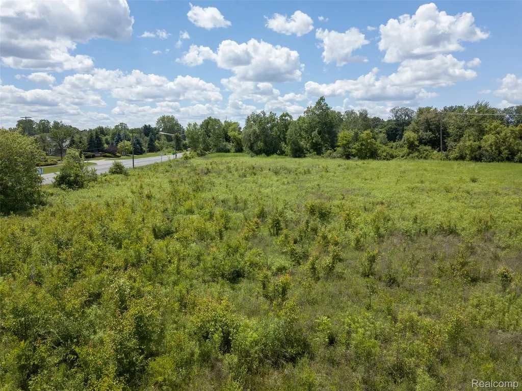 10467 Willis Road Augusta Charter Township MI 48191