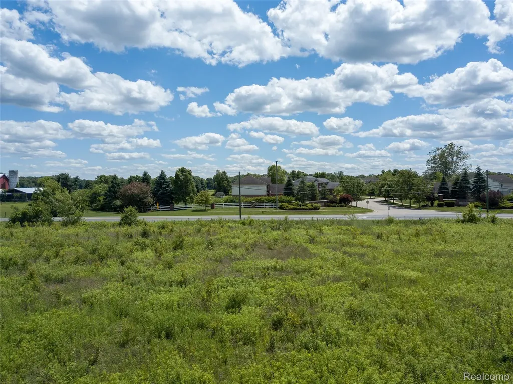 10467 Willis Road Augusta Charter Township MI 48191