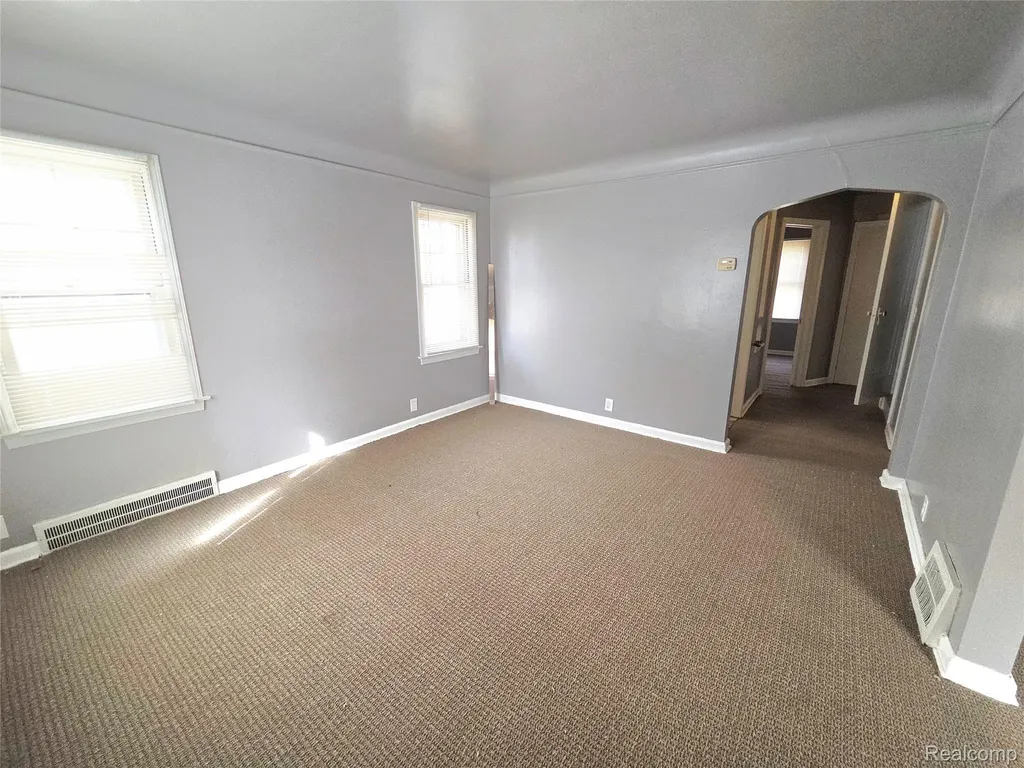 8850 Farmbrook Street Detroit City MI 48224