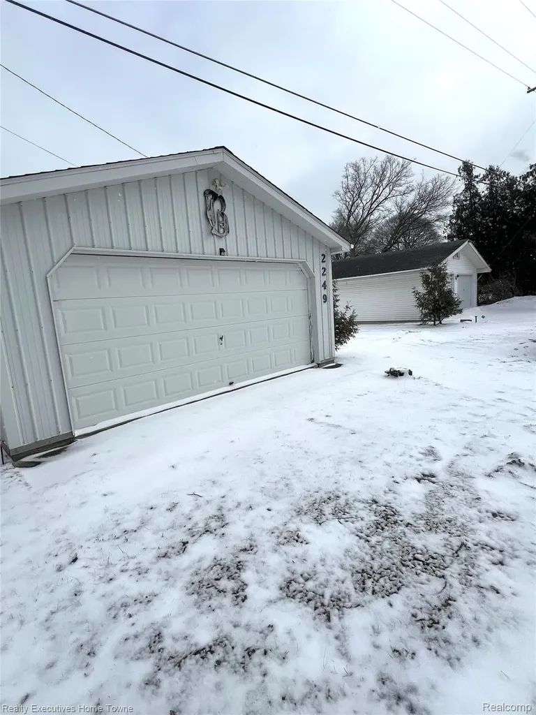 2255 Lakeshore Road Sanilac Township MI 48401