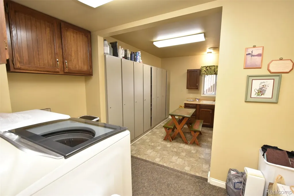 11522 Davis Street Grand Blanc City MI 48439