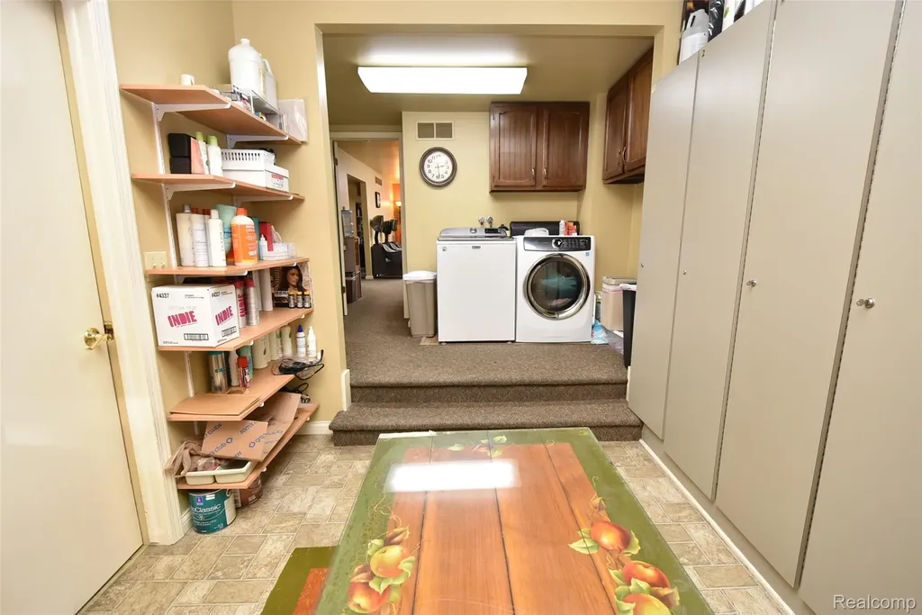 11522 Davis Street Grand Blanc City MI 48439