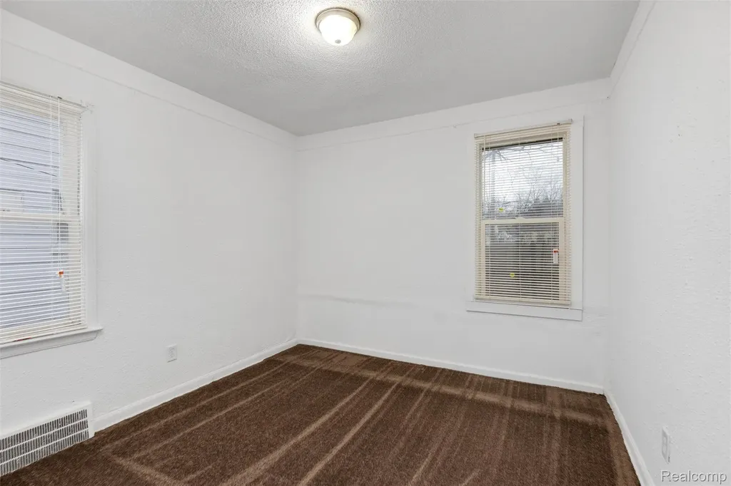 12244 Woodmont Avenue Detroit City MI 48227