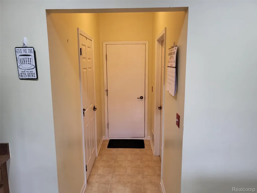 5216 Northwood Road Grand Blanc Charter Township MI 48439