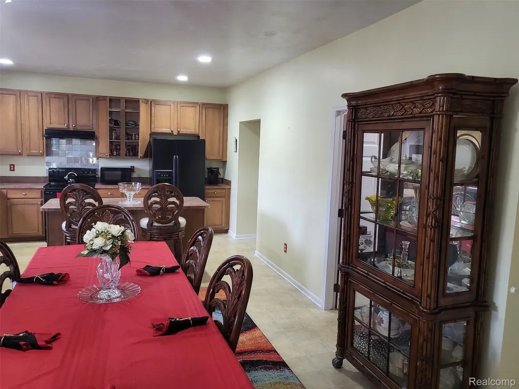 5216 Northwood Road Grand Blanc Charter Township MI 48439