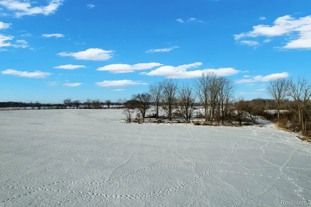 Vl E. Donald Donald Road Mussey Township MI 48014