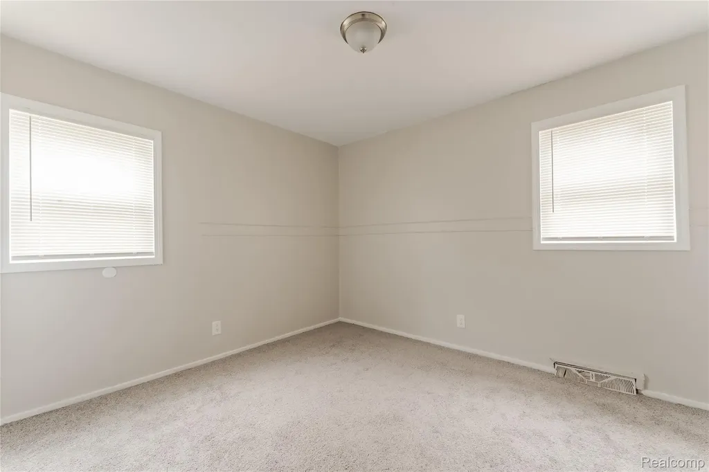 177 S Marshall Street Pontiac City MI 48342