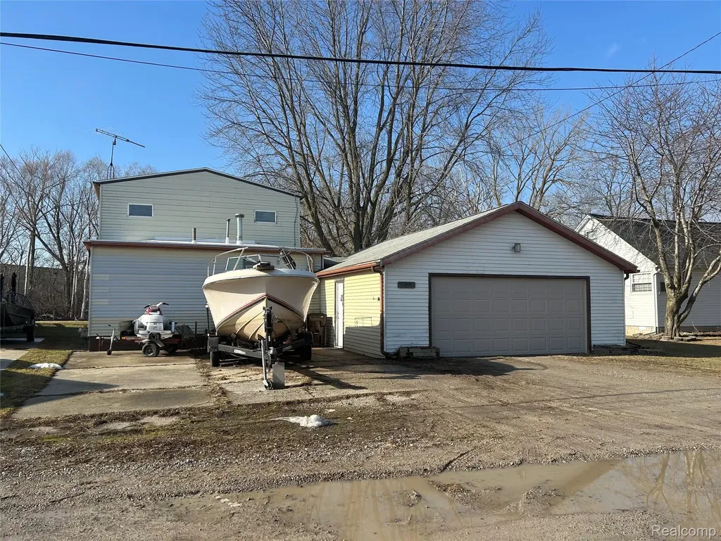 5986 Lily Patch Court Berlin Charter Township MI 48166