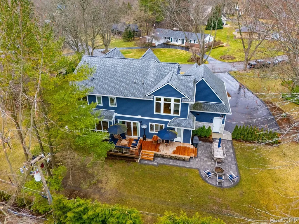 345 Dalebrook Lane Bloomfield Hills City MI 48301