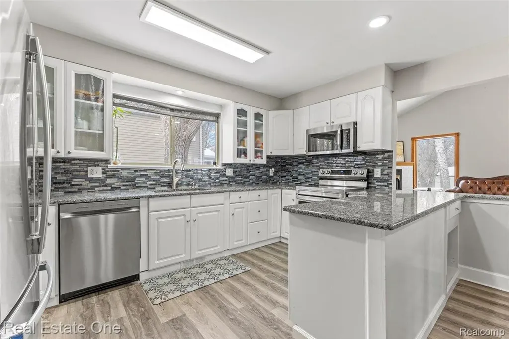 2931 Wisconsin Road Troy City MI 48083