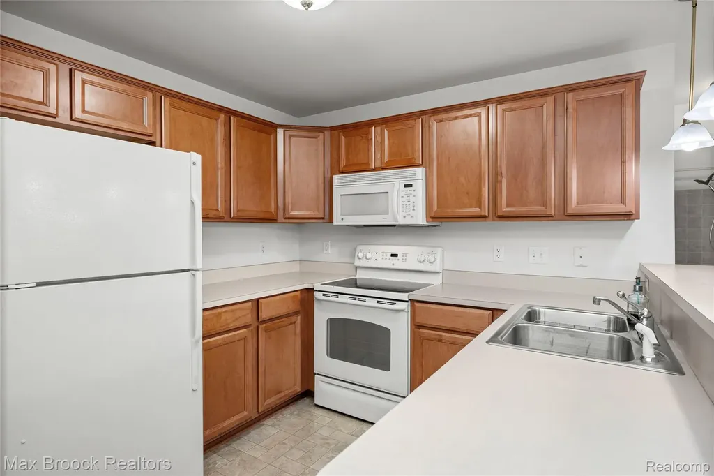 19105 Alexa Drive Walled Lake City MI 48390