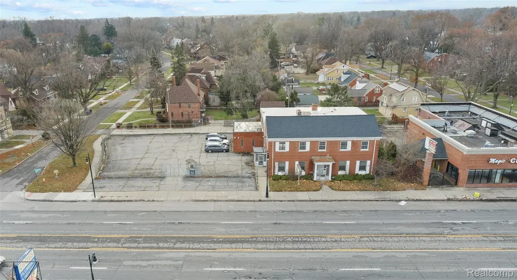 16625 Grand River Avenue Detroit City MI 48227