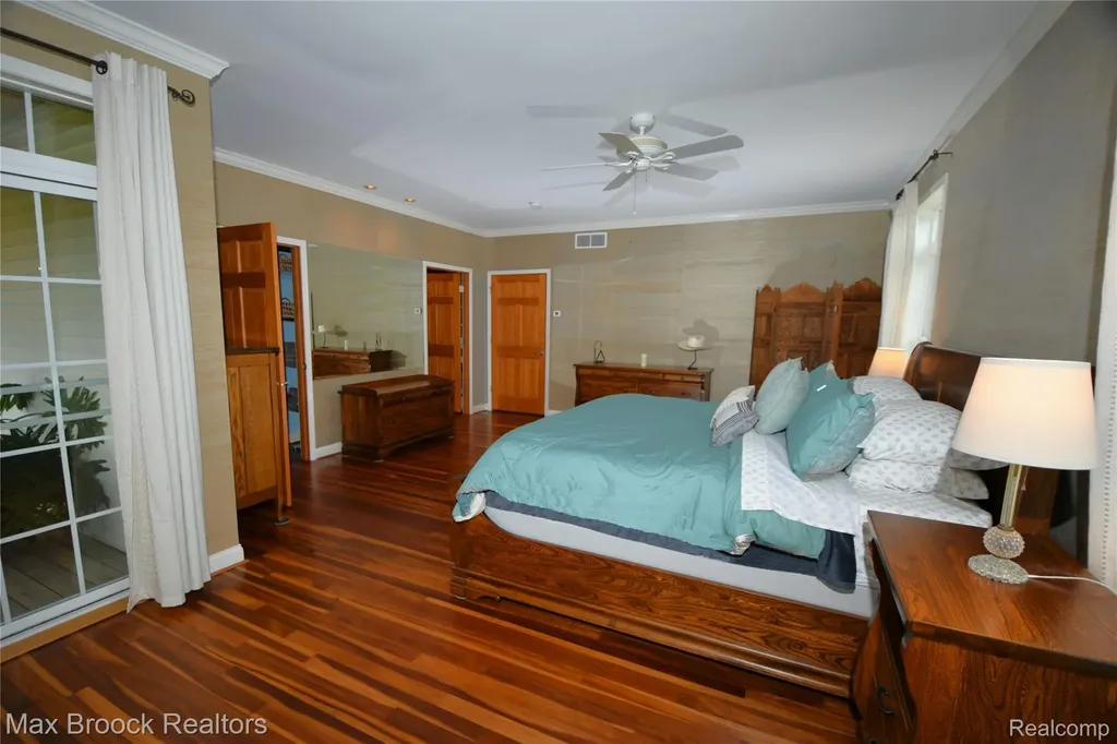 58282 Savage Road Newberg Township MI 49095