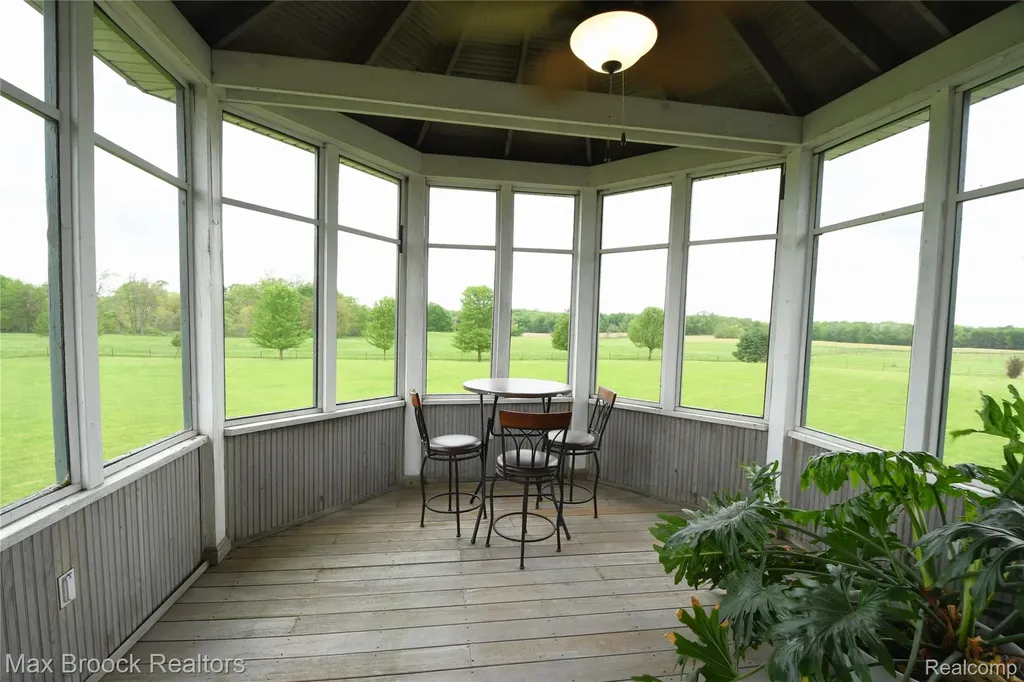 58282 Savage Road Newberg Township MI 49095
