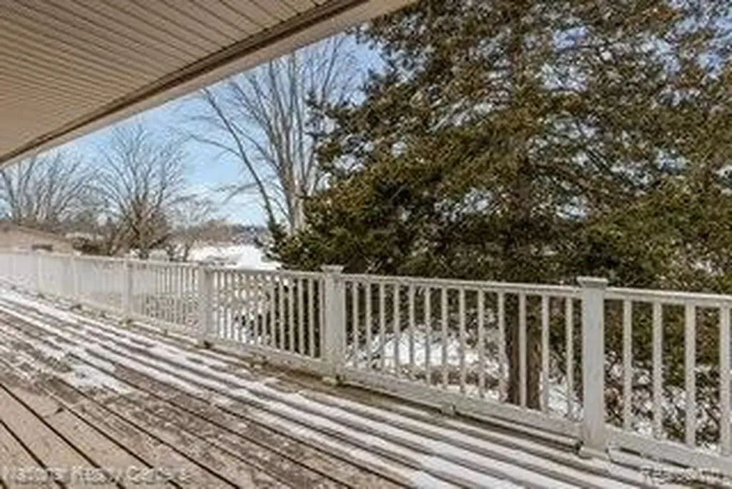 Hamburg Township MI 48169