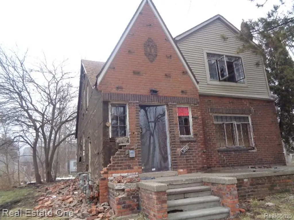13445 Maiden Street Detroit City MI 48213