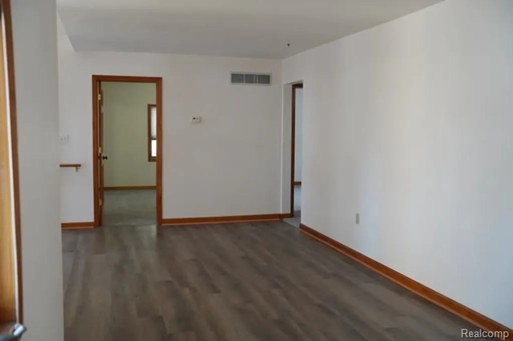 1890 Welch Road Commerce Charter Township MI 48390