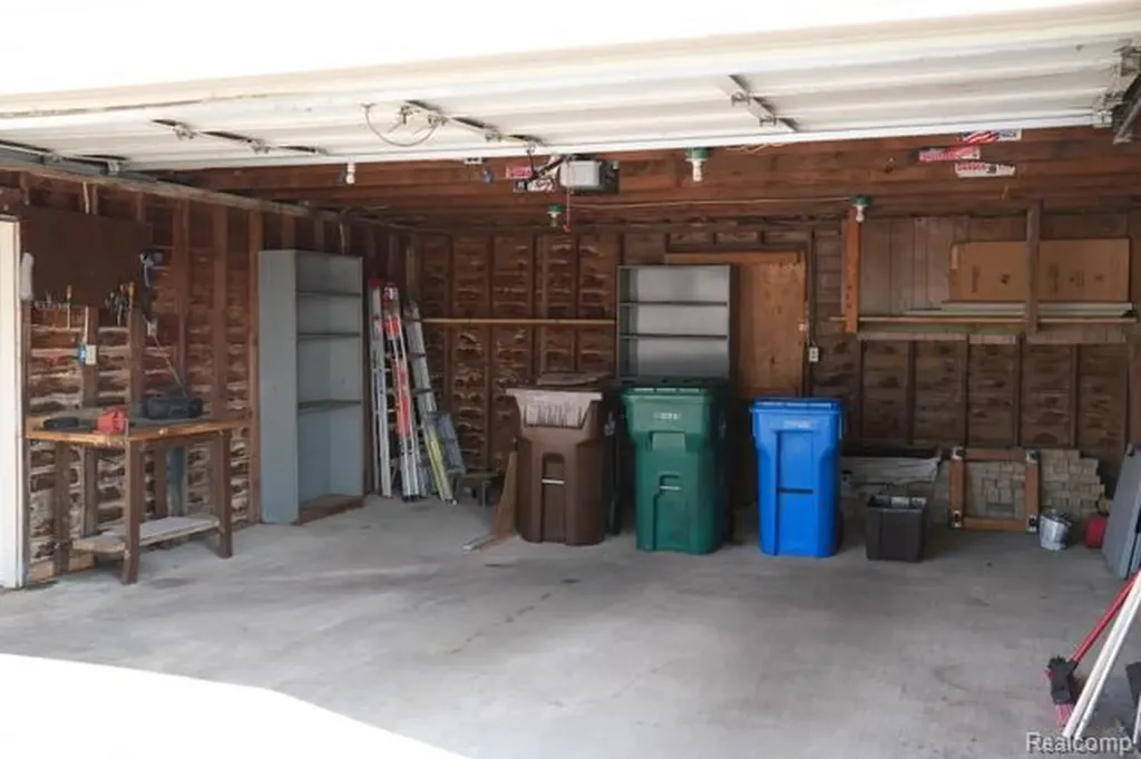 1890 Welch Road Commerce Charter Township MI 48390