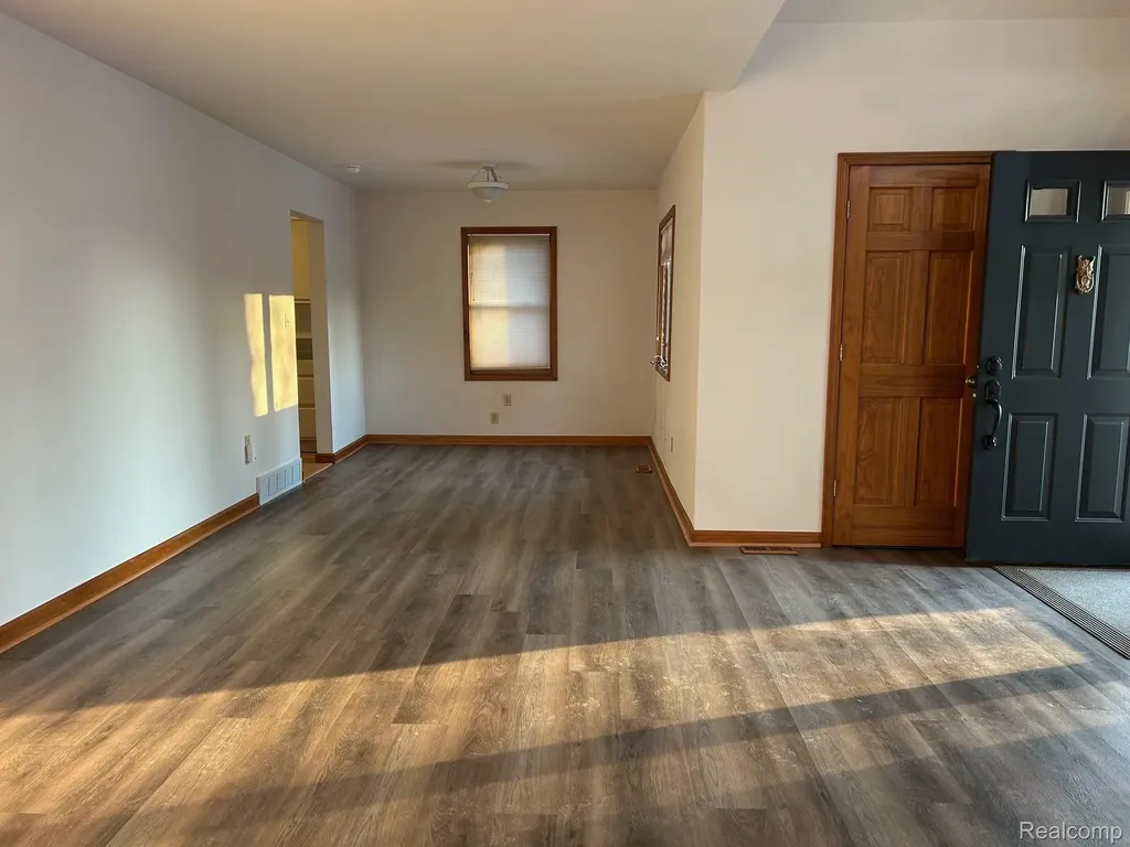 1890 Welch Road Commerce Charter Township MI 48390