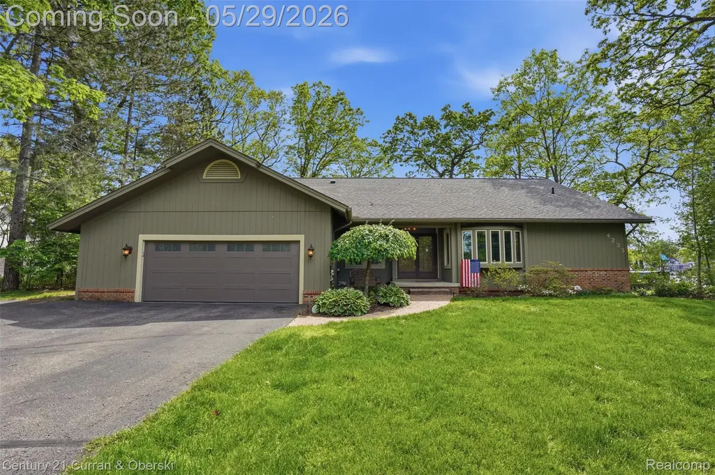 4233 Blain Island Road Waterford Charter Township MI 48329