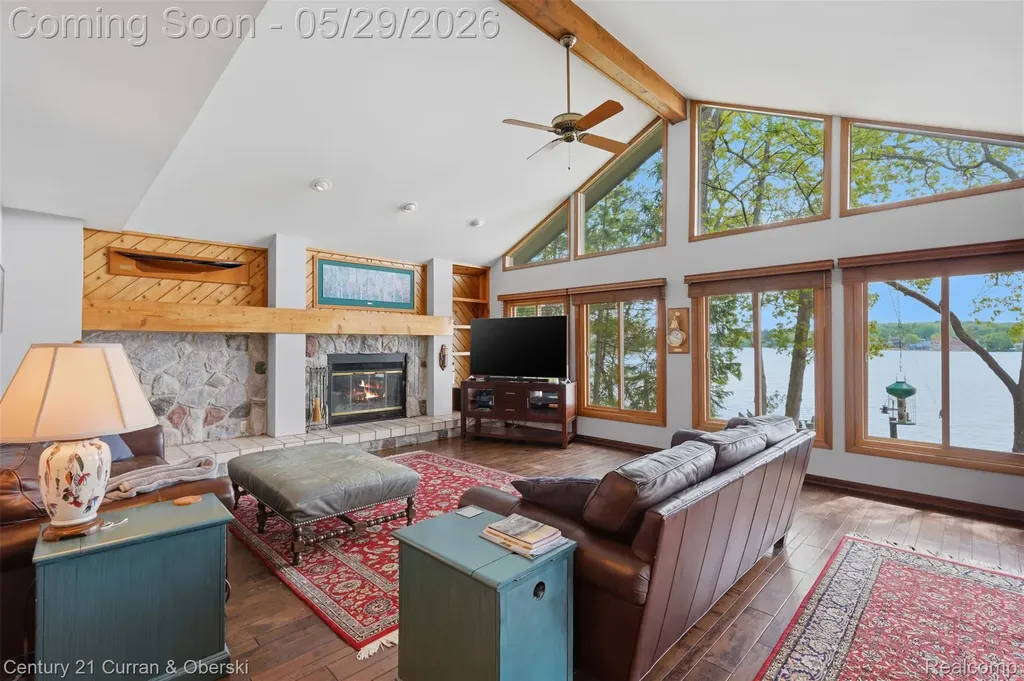 4233 Blain Island Road Waterford Charter Township MI 48329
