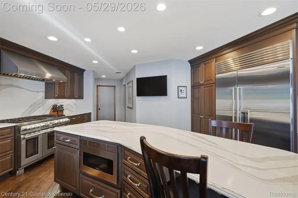 4233 Blain Island Road Waterford Charter Township MI 48329