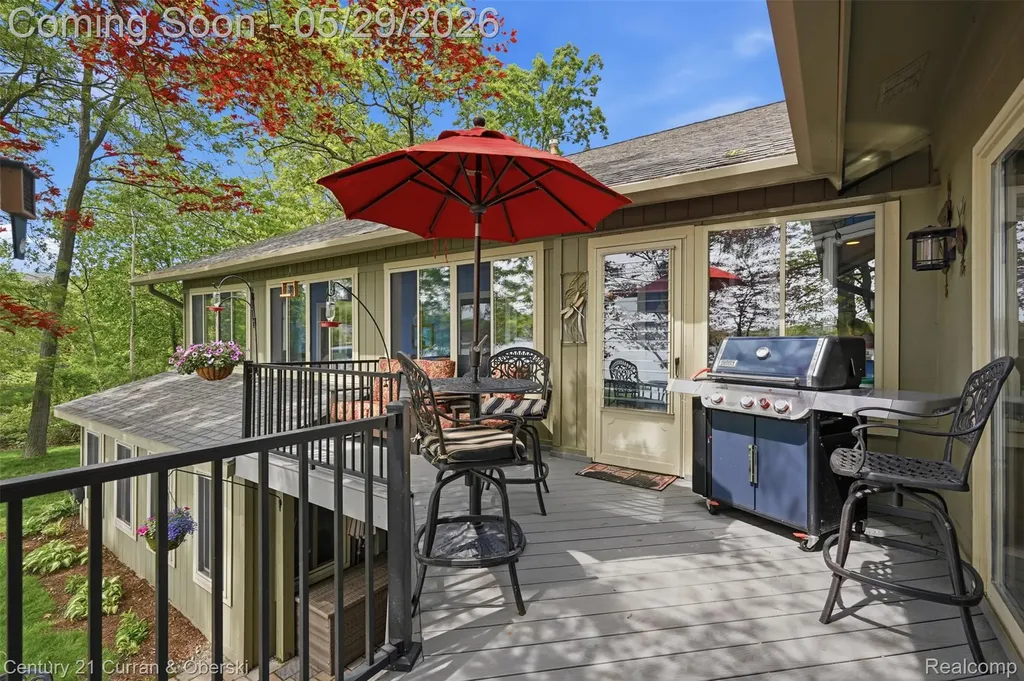 4233 Blain Island Road Waterford Charter Township MI 48329