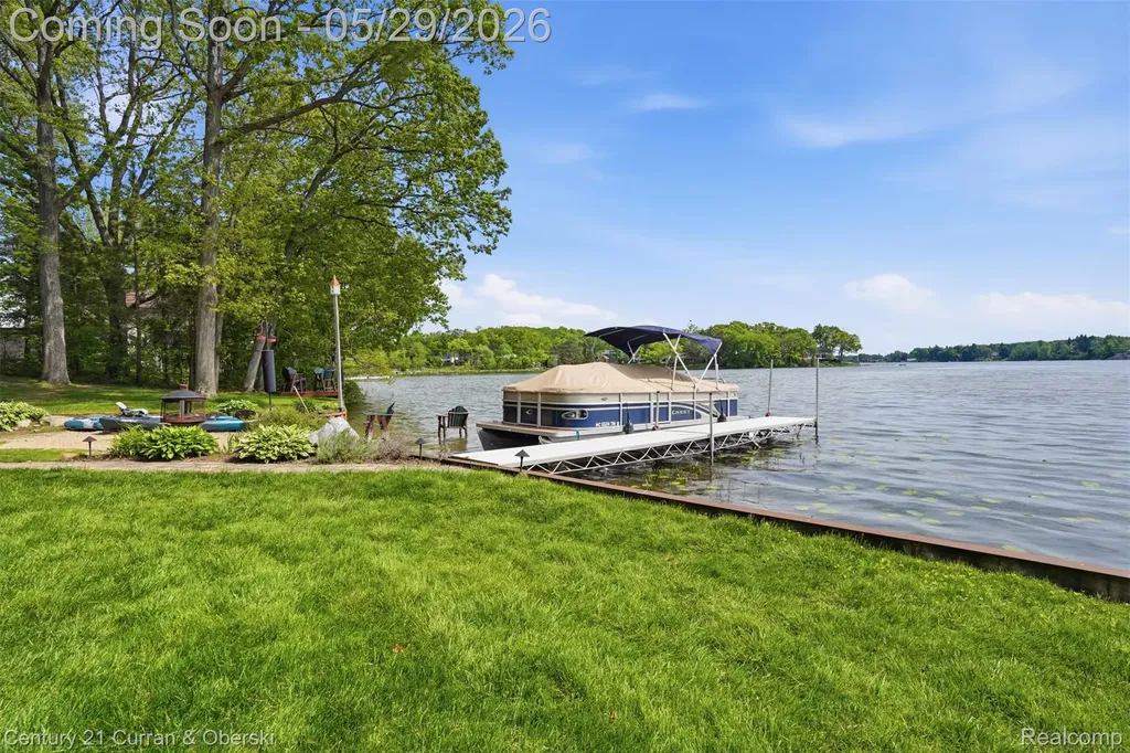4233 Blain Island Road Waterford Charter Township MI 48329