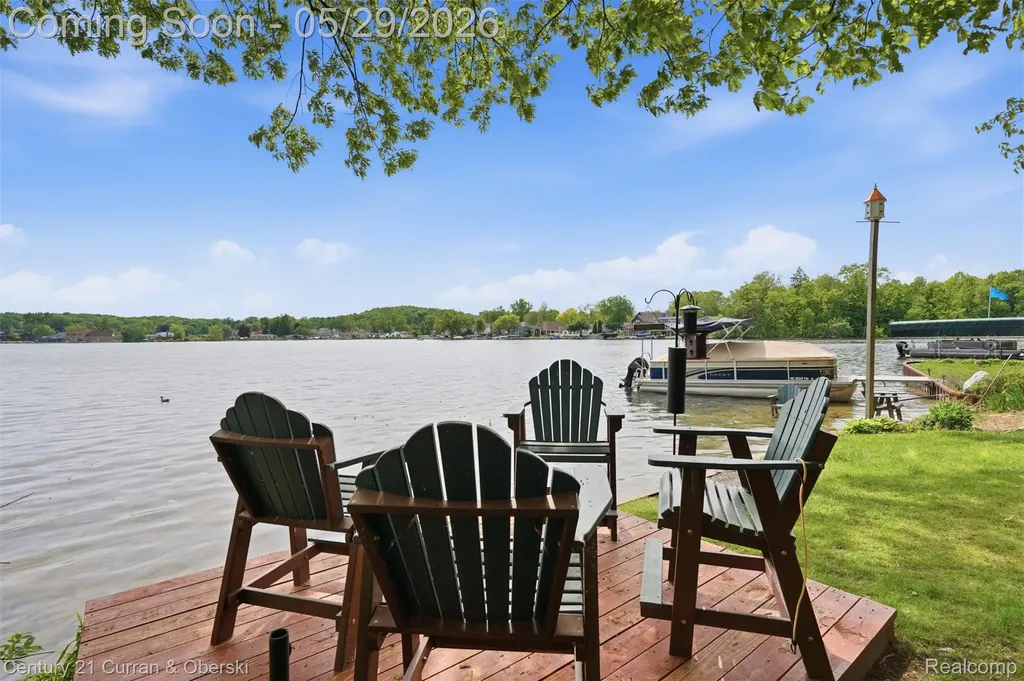 4233 Blain Island Road Waterford Charter Township MI 48329