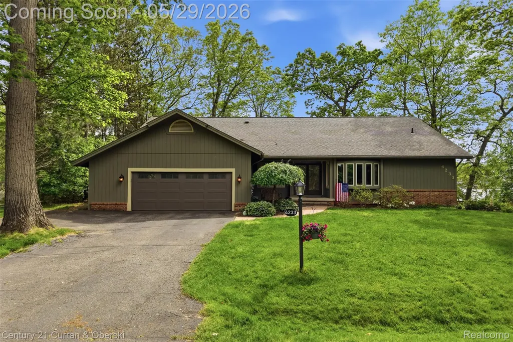 4233 Blain Island Road Waterford Charter Township MI 48329
