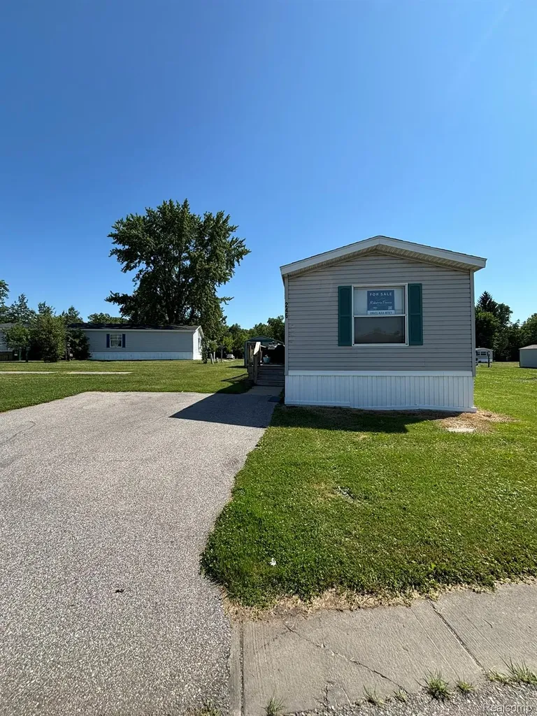 4101 Lot 246 S Sheridan Road Lennon Village MI 48449
