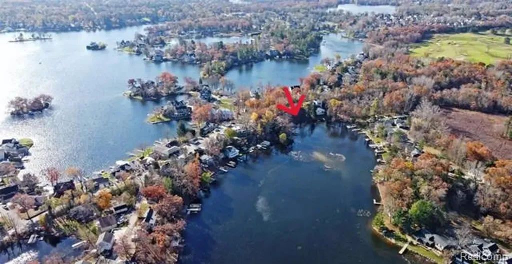 Lot 118 Central Drive Lake Orion Village MI 48362