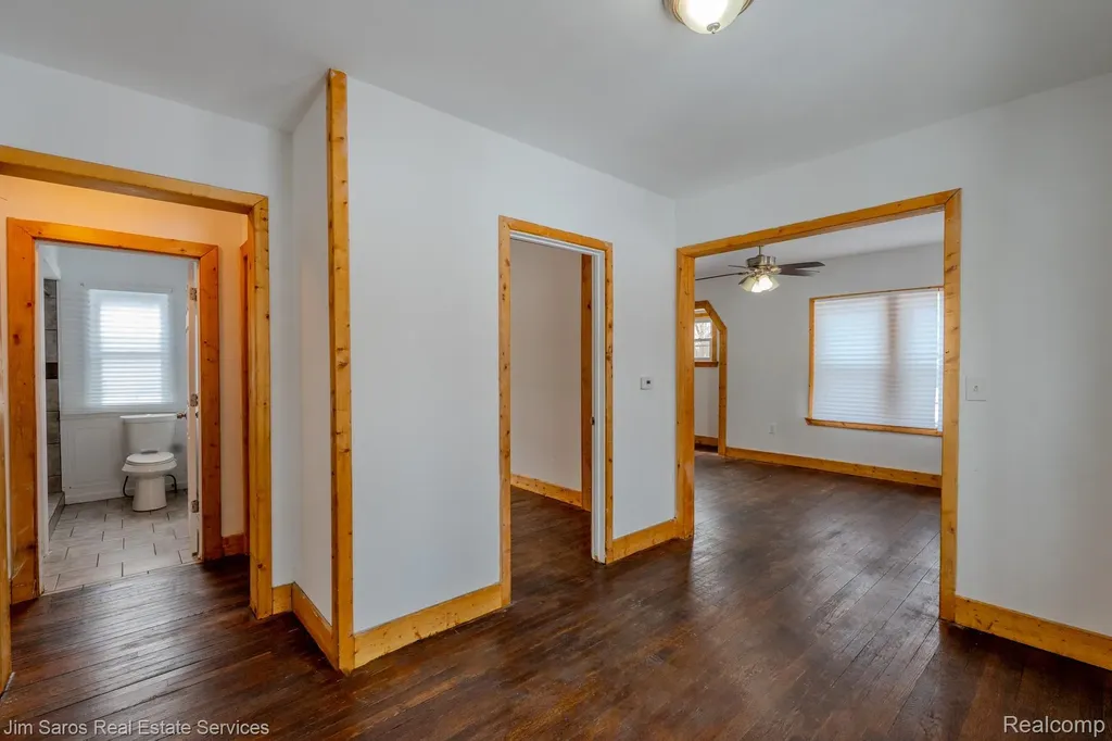 17892 Bradford Street Detroit City MI 48205
