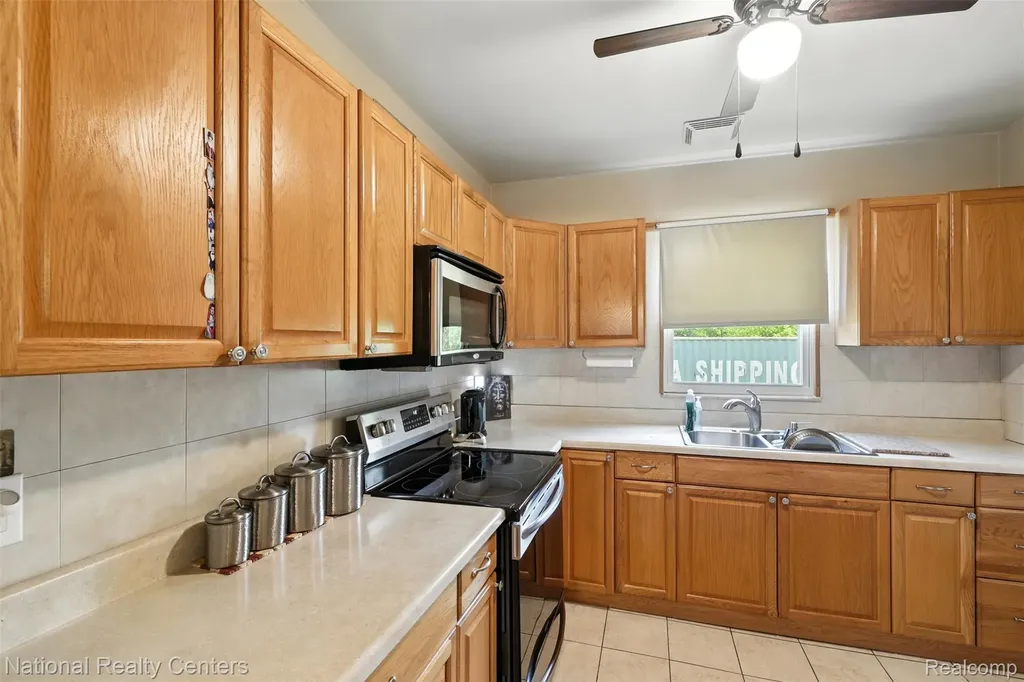 1041 Adeline Street Detroit City MI 48203