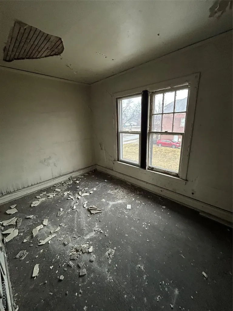 2441 Calvert Street Detroit City MI 48206