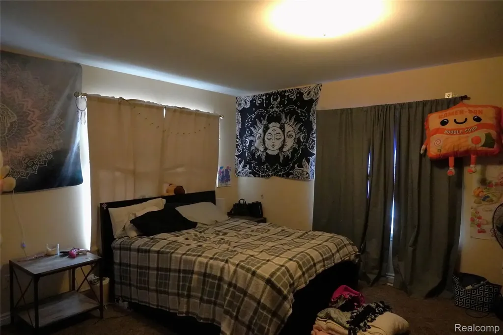 35726 Brush Street Wayne City MI 48184